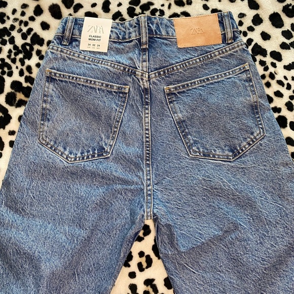 Zara Mom Jeans - Picture 3 of 6